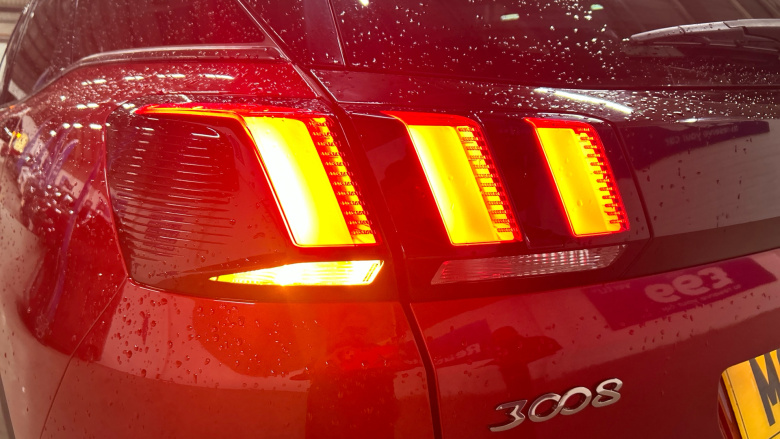 Peugeot 3008 1.2 PureTech Allure 5dr Petrol Estate